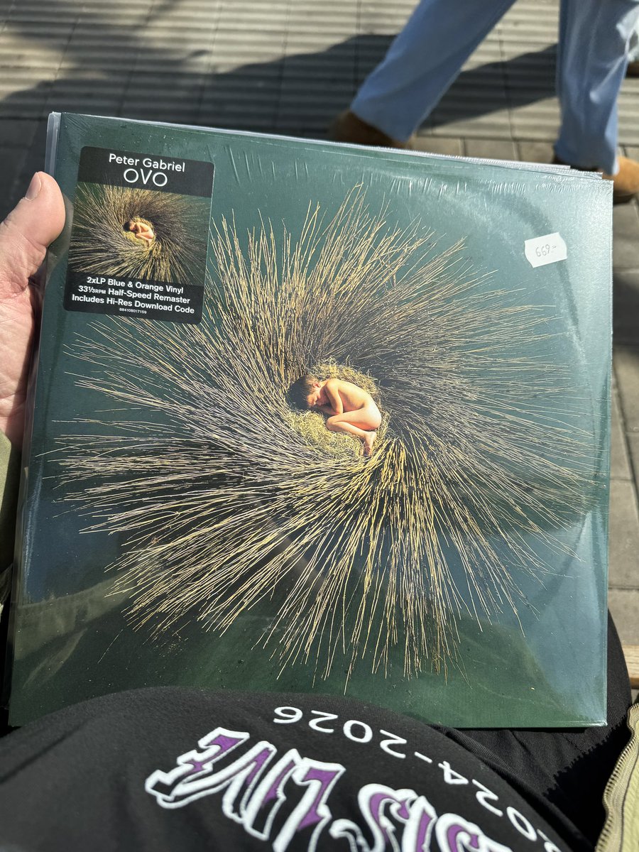 Silver_Cheek's tweet photo. When one @itspetergabriel on @recordstoreday simply doesn't cut it. https://t.co/0c0fWv0Juj