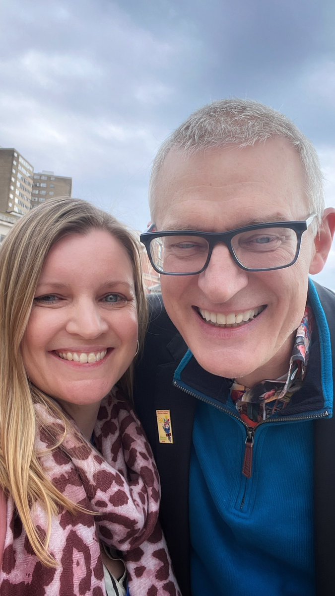 EmilySWood's tweet image. Wonderfully inspirational day @AgathaFestival Spring Gathering in Torquay plus got to see my favourite Jeremy @theJeremyVine 😊