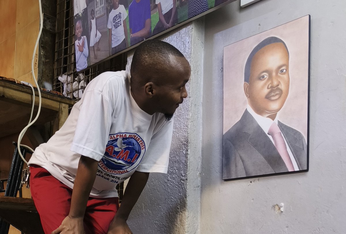 MinistriesAlpha's tweet photo. @MikeSonko @MikeSonko help me tag @skmusyoka i did a nice hand drawn portrait of him to appreciate him na mnipee kazi please. My number sms 0798881261/0738744016 https://t.co/4mbbQGg1we