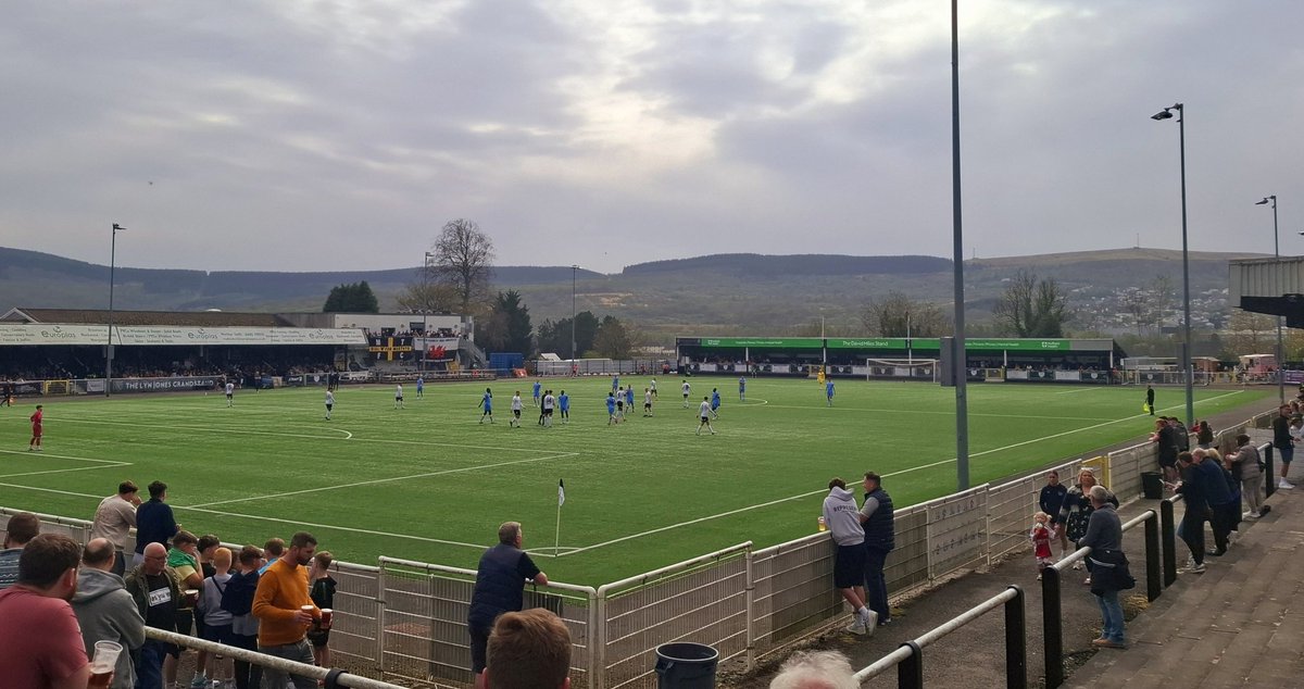 JS1993_'s tweet image. Merthyr Town 1-2 Poole Town, Southern League Premier Division South.
Less said, the better. 3 massive games remaining!⚫️⚪️