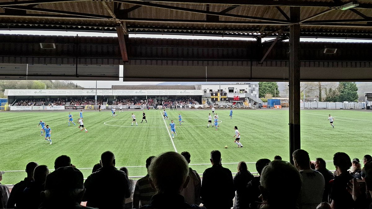 JS1993_'s tweet image. Merthyr Town 1-2 Poole Town, Southern League Premier Division South.
Less said, the better. 3 massive games remaining!⚫️⚪️