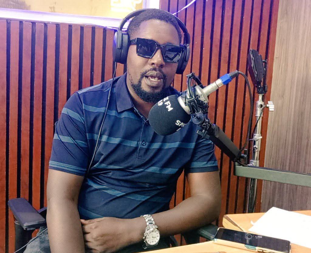 SpiceFMHoima's tweet photo. HELLO BUNYORO,  It's a Saturday and we've got #DJzico On The Dance Power. 
Tell a friend to tell a friend that the Party is on tonight 🔥🔥. 

#SpiceFmDancePower @ApuuliB https://t.co/B3nTUhgvuX