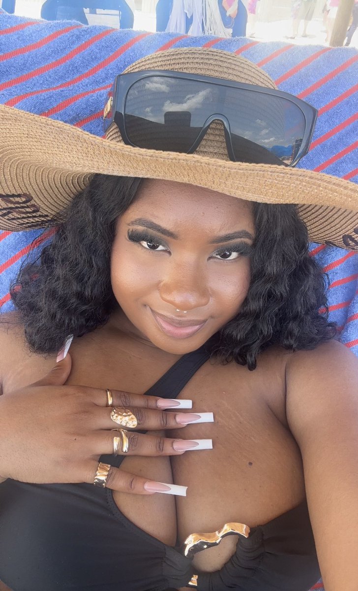 “I’m in Bahamas, where are you?” 🤣