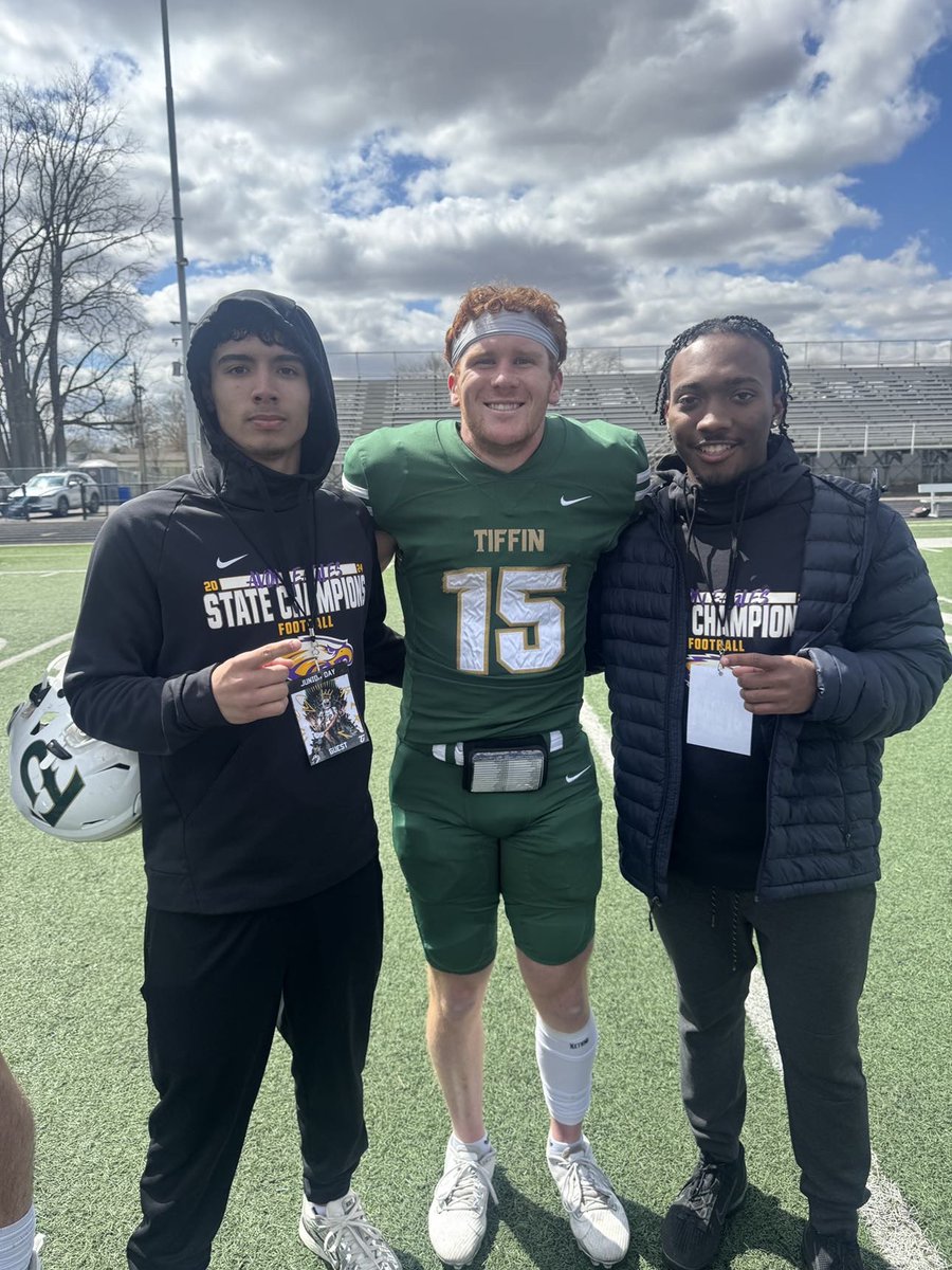 Had a good time today watching  <a href="/TUDragonFB/">Tiffin University Football</a> spring game with <a href="/Quiantesmith07/">Quiante Smith</a> looking forward to the process and more to come. <a href="/coach_elderm/">Coach Elder</a> <a href="/RobertMedalion/">Robert Medalion</a> <a href="/EaglesLifting/">Avon Eagles Lifting</a> <a href="/CoachJDIV/">James Daniels</a>