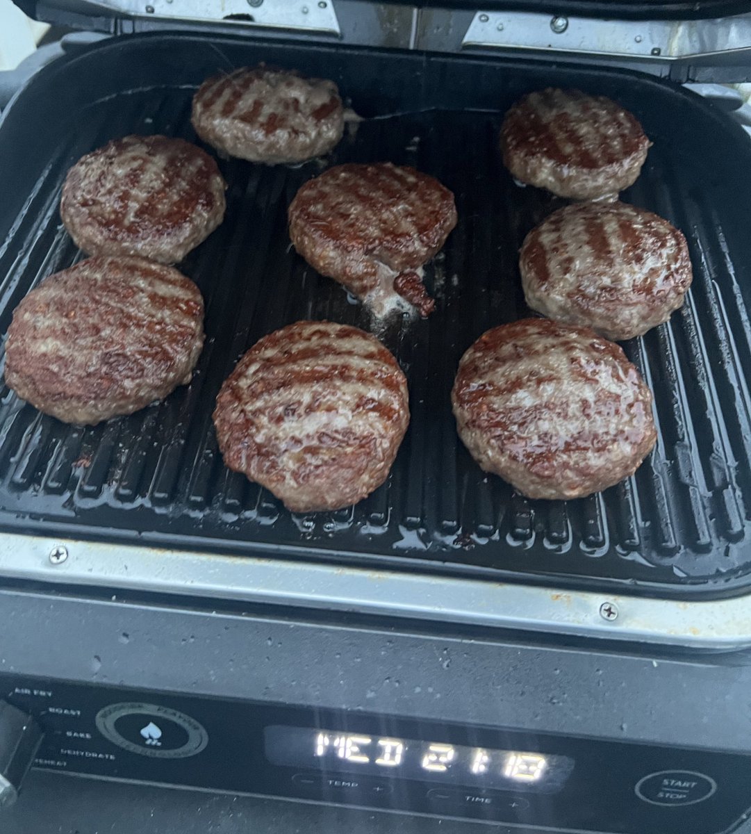 Bootlegger tweet media