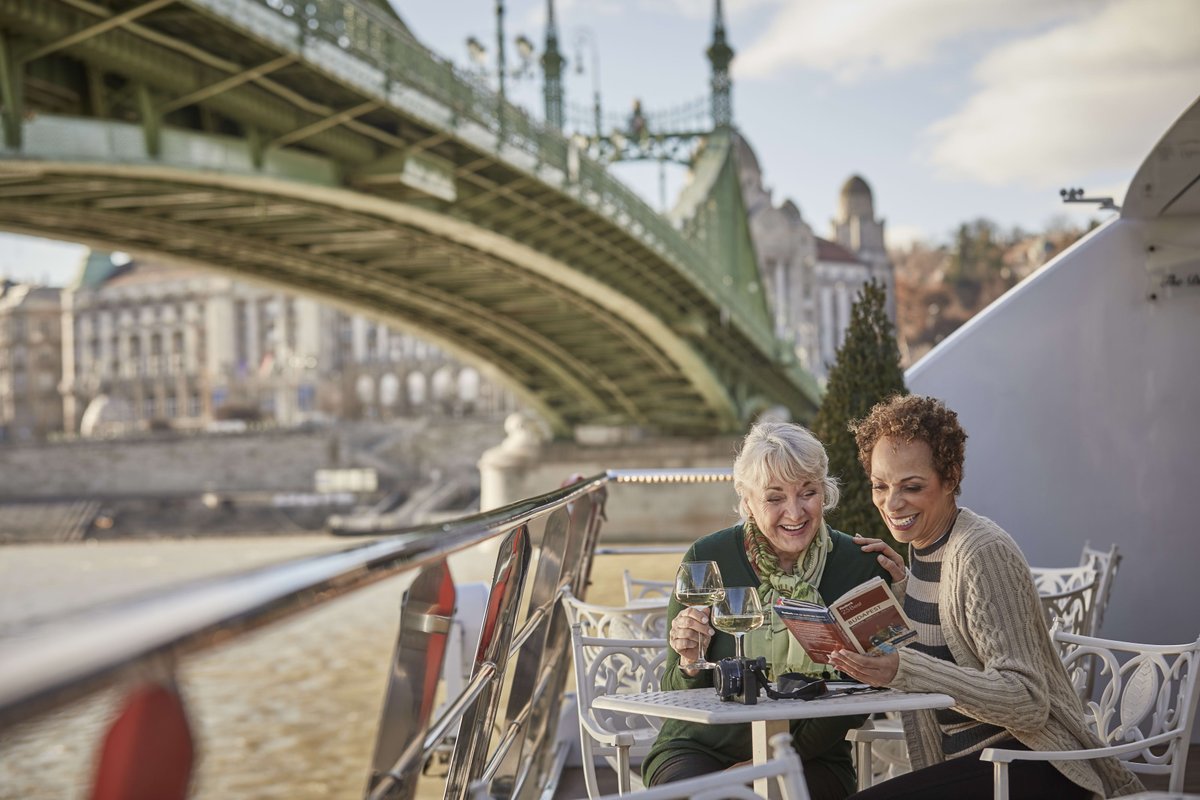 C_G_Travel's tweet photo. One sailing only! Uniworld's Women-Only Cruise is coming this August in Burgundy &amp; Provence with celebrity guest and comedian, Rachel Dratch. It’s not too late to join! Book soon, space is limited. #uniworld #womenonlytours https://t.co/UxHPzoogSZ