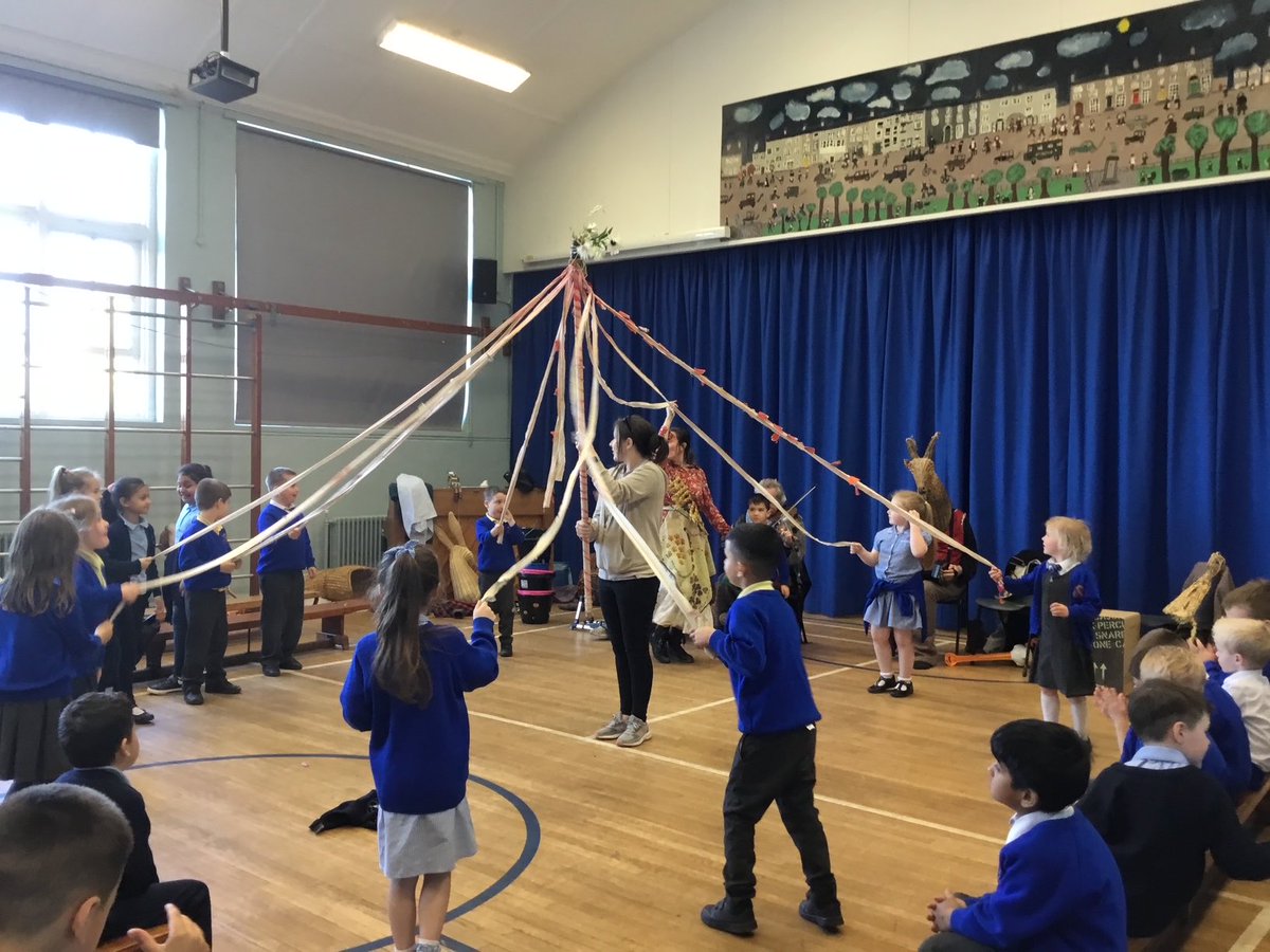 The Armstrong PS (@thearmstrongps) on Twitter photo A great Shared Education session with <a href="/MSCArmaghPS/">Mount St. Catherine’s Primary School</a> facilitated by the Armagh Rhymers! A great Shared Education session with <a href="/MSCArmaghPS/">Mount St. Catherine’s Primary School</a> facilitated by the Armagh Rhymers!