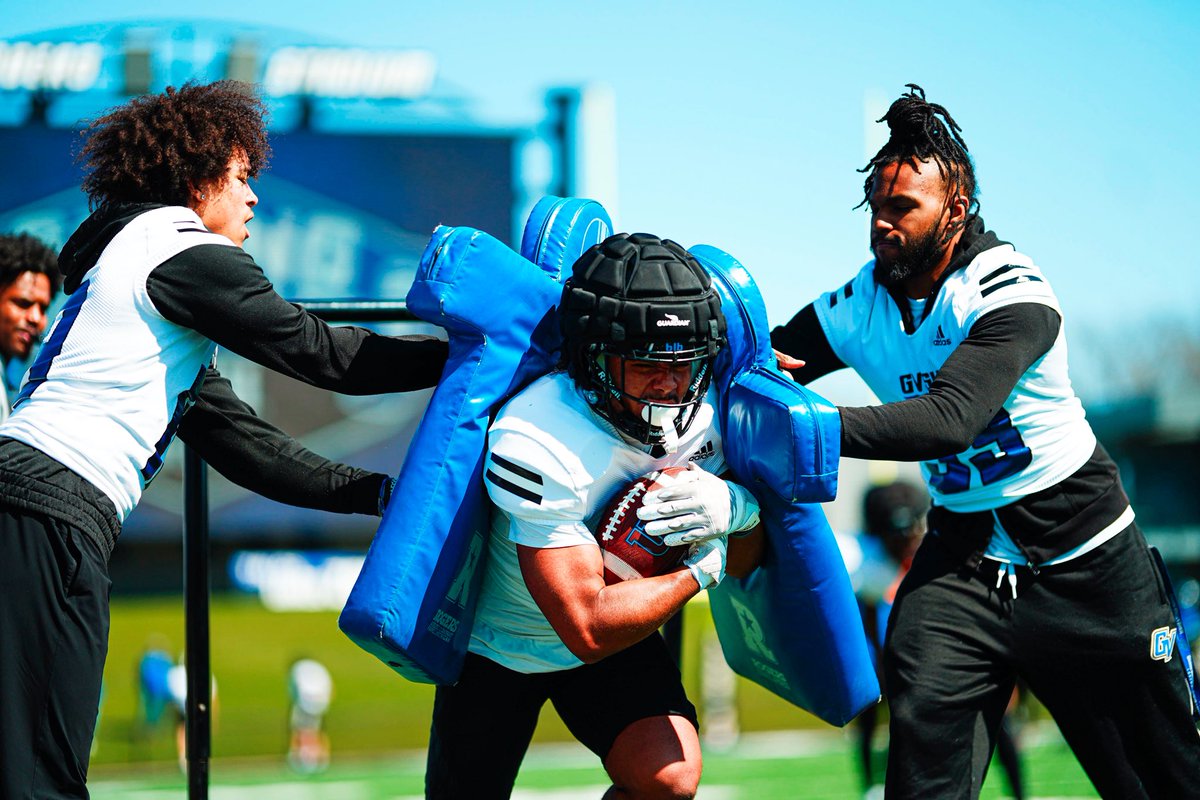 GVSU Football tweet media