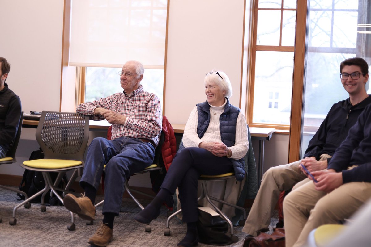 STAHumanities's tweet photo. Yesterday, we went back to the Middle Ages! 🏰

Prof. Henley presented on “We’re the Middle Ages as medieval as we think?”

#saintanselm #saintanselmcollege #saintanselmhumanities #grapponehumanitiesinstitute #comefridayforum 

@SaintAnselm https://t.co/HsFvBtKgLx