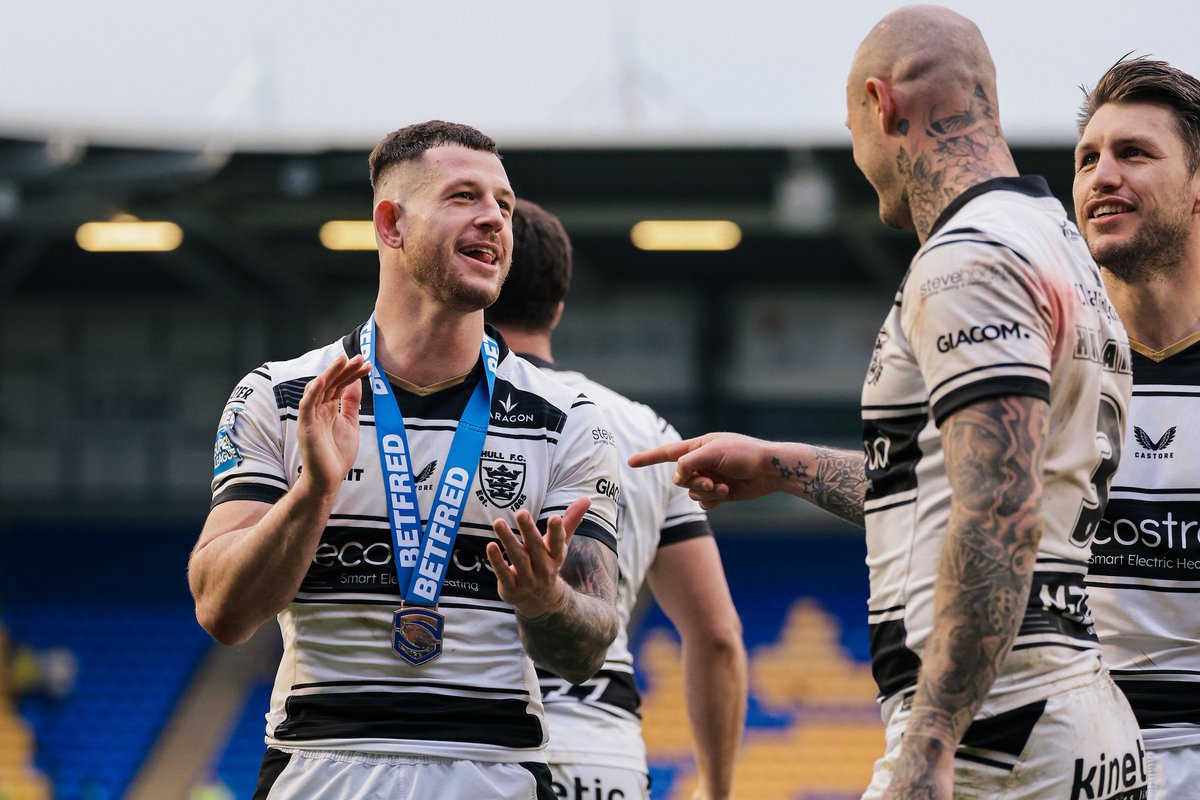 hullfcofficial's tweet photo. 𝗪𝗛𝗔𝗧. 𝗜𝗧. 𝗠𝗘𝗔𝗡𝗦.

⚫️⚪️ #COYH | @ecostrad https://t.co/aaZHLLiVU3