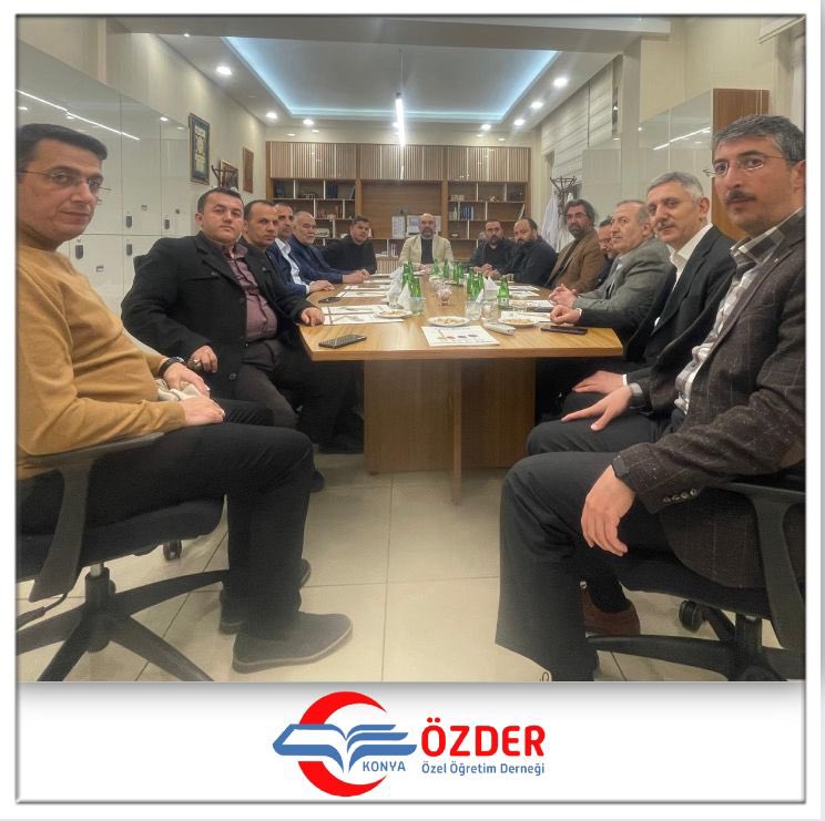 ozderkonya's tweet photo. Özder Konya Şubesi olarak aylık mutad toplantımızı Konya Lale Eğitim Kurumlarının ev sahipliğinde Lale  Kolejinde gerçekleştirdik. Ev sahipliğinden dolayı Lale Eğitim Kurumları müdürleri Abdullah Şafak ve Muhammed Akseki beylere teşekkür ederiz. https://t.co/RYeRdz2oUA