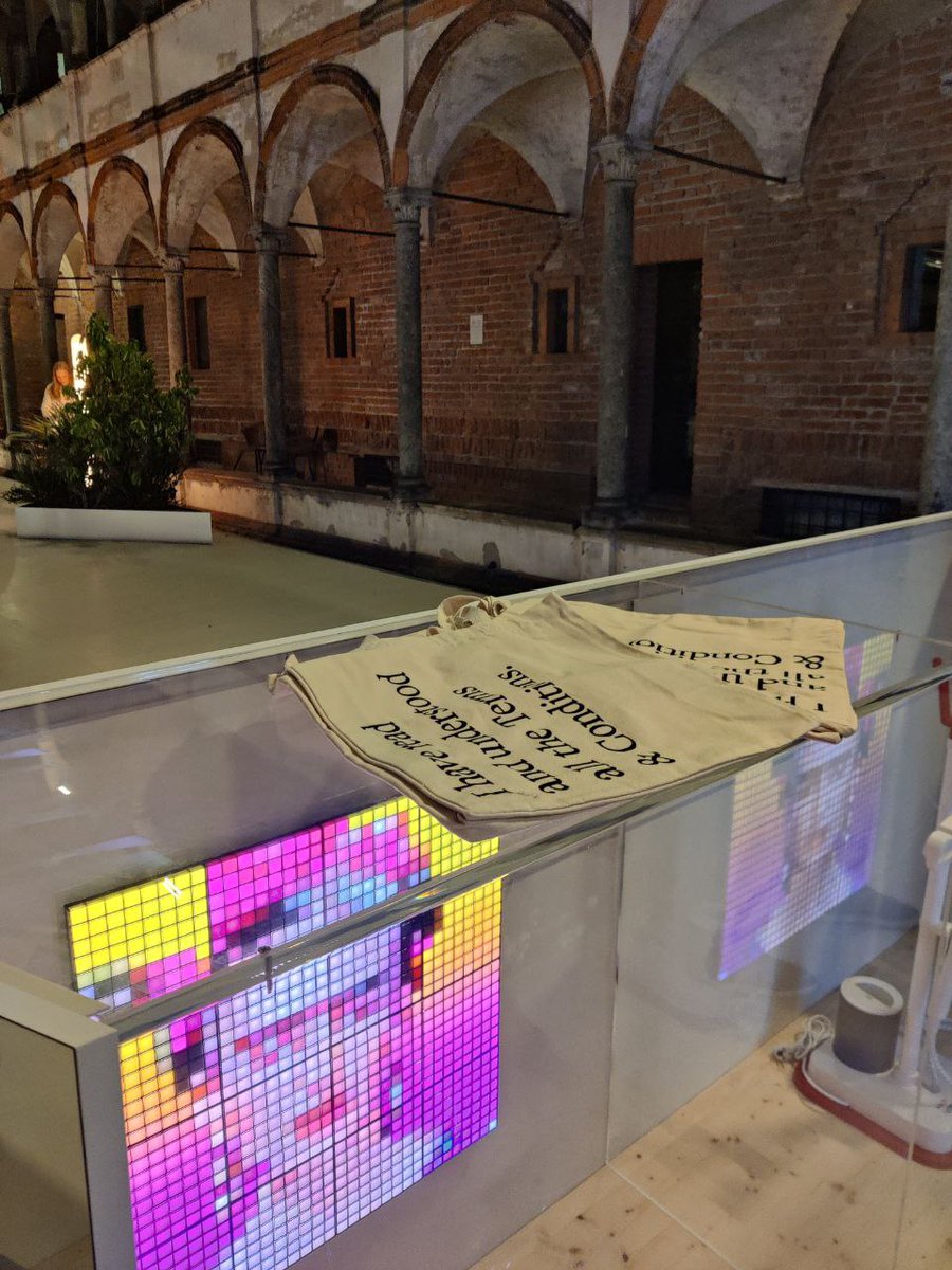 punkt's tweet photo. Nestled amongst the Design Week treasures, the Punkt. pigeon has gifts for you.
More signature Punkt. tote bags, waiting for our community in Milan.
Will you find one for yourself?
A clue for you: Via Festa del Perdono.
#MilanoDesignWeek #Salonedelmobile #DesignWeek2025 #Fuorisalone2025