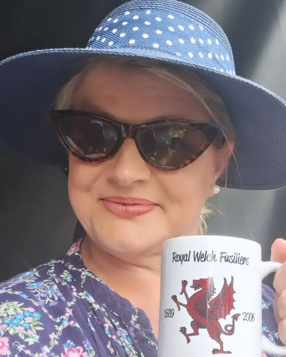 clairey_lew's tweet photo. #AlwaysTimeforTea 😁 https://t.co/GmCfQm2DDC