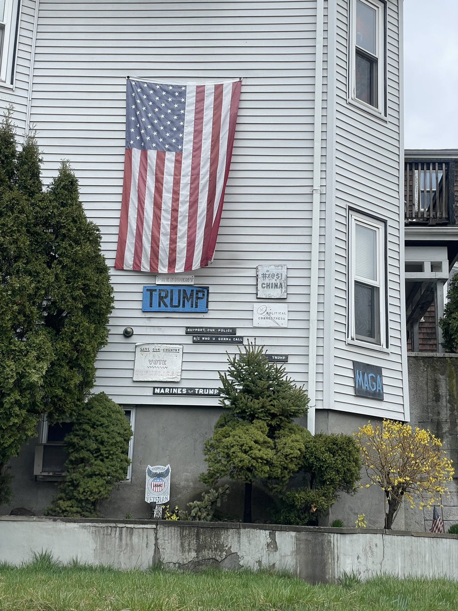 It starts with one. Hope and Change seen in Somerville, MA this morning.