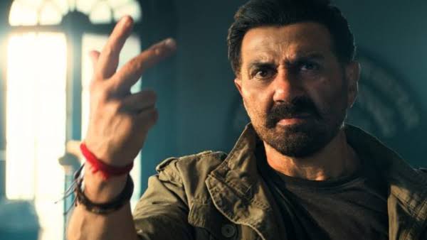 vasu747's tweet photo. "Mass festival"
#Jaat #SunnyDeol #RandeepHooda
 "sorry bol",  Mass action and Massive Performances #Unstoppable https://t.co/jnHNatjUTe