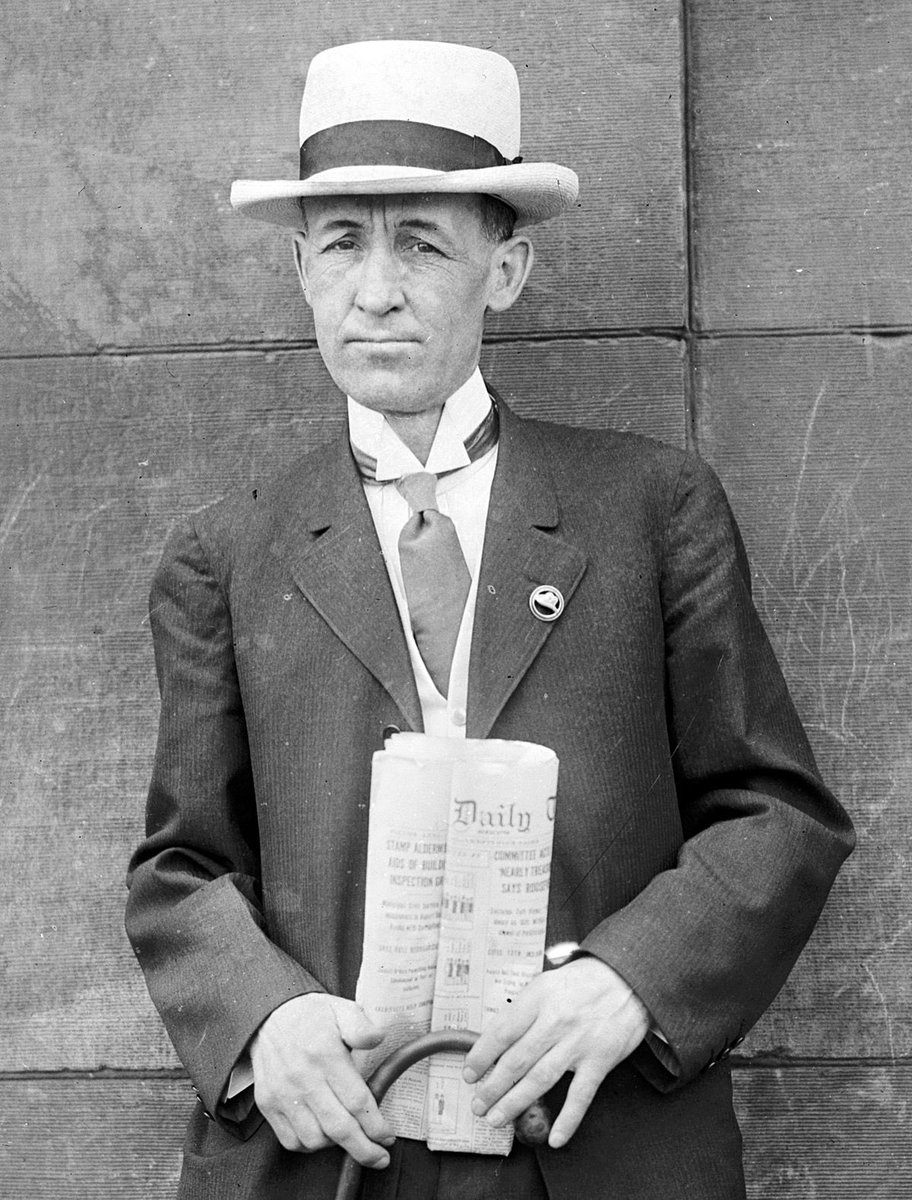 1926 Live tweet media