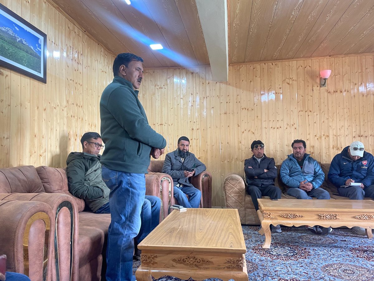 DIPR_Kargil's tweet photo. Feasibility assessment for proposed Snow Ski Academy conducted at Manman Ski Slope, Drass
@LAHDC_Kgl
@Er_PunchokTashi 
@Info_Ladakh 
@ddnewsladakh 
@airnewskargil 
@prasarbharti 
@DDNewslive 
@ddnews_jammu https://t.co/xfHqpZ0jtV