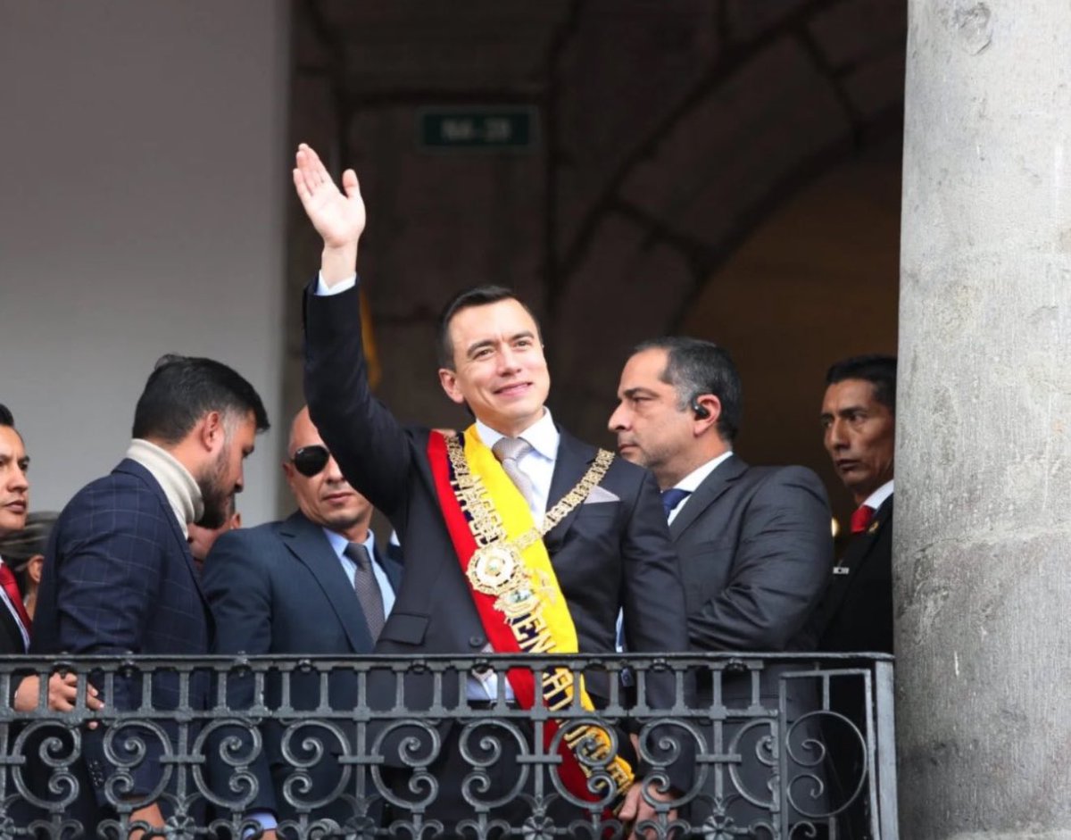 Jhonffonseca's tweet photo. Levanta tu mano ✋si piensas que Daniel Noboa merece ser el presidente de la República del Ecuador . https://t.co/jlslDM6VcZ