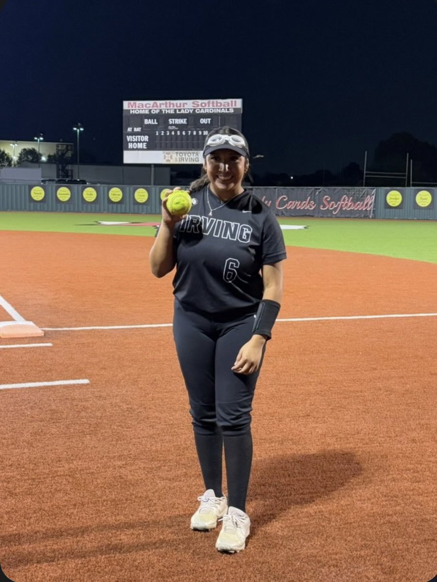 IRVING High Softball tweet media