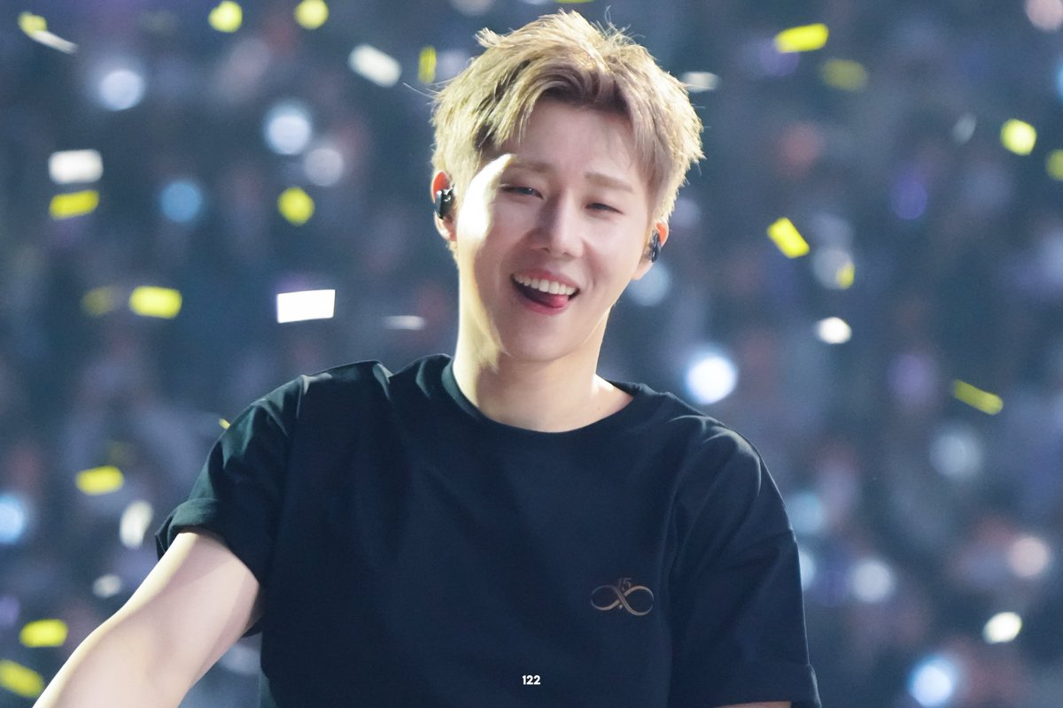 1x2x2's tweet photo. 250412 𝐋𝐈𝐌𝐈𝐓𝐄𝐃 𝐄𝐃𝐈𝐓𝐈𝐎𝐍 - 𝐄𝐍𝐂𝐎𝐑𝐄 #인피니트 #성규 #김성규

핀이 애매해서 이걸 살릴까 말까 했는데 안 살리자니 너무 예뻣어요 ㅠㅠ https://t.co/DDCKt8nOeu