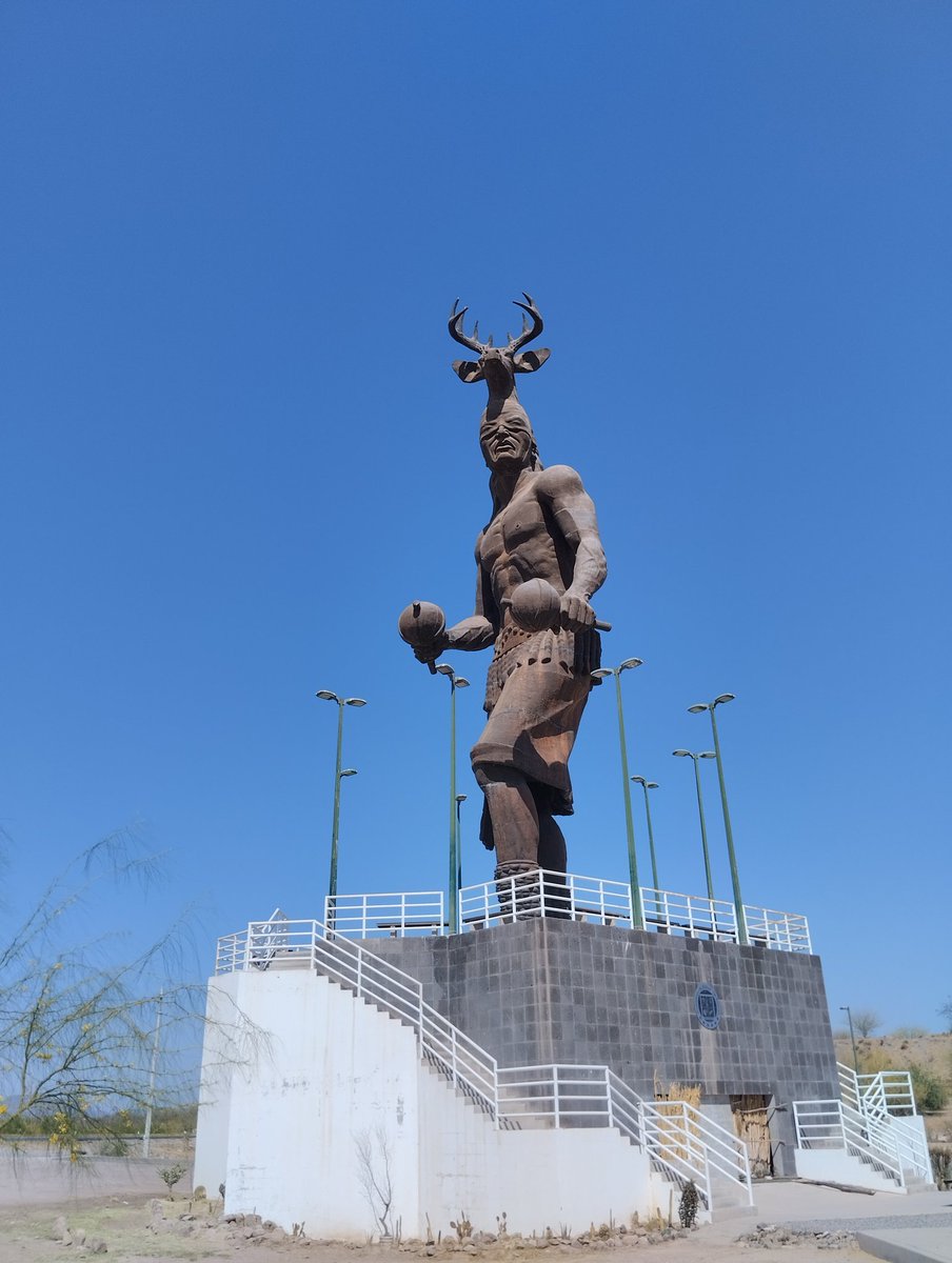 Julianescoe's tweet photo. Danzante Yaqui Abril 2025 #Escobedoe #ciudadobregon #escobedotapia https://t.co/yDU6DuQNjT