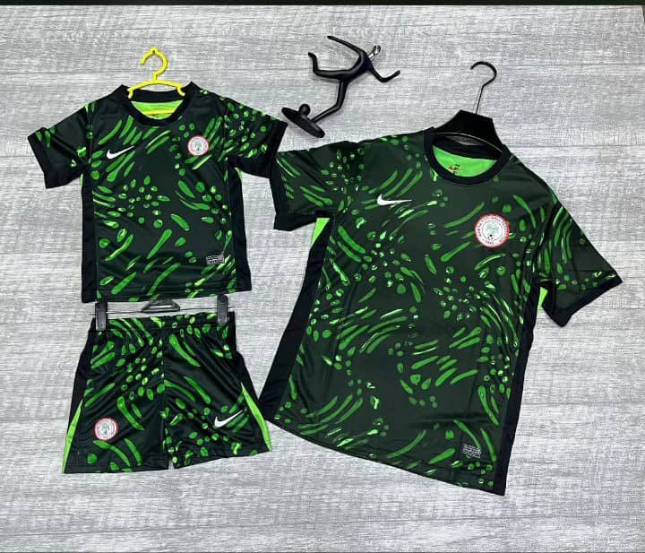 Random⚽️👚 all in stock 👏🏿👏🏿
call 07065164539
WhatsApp wa.link/xsirt6
Delivery is nationwide 
Please Retweet