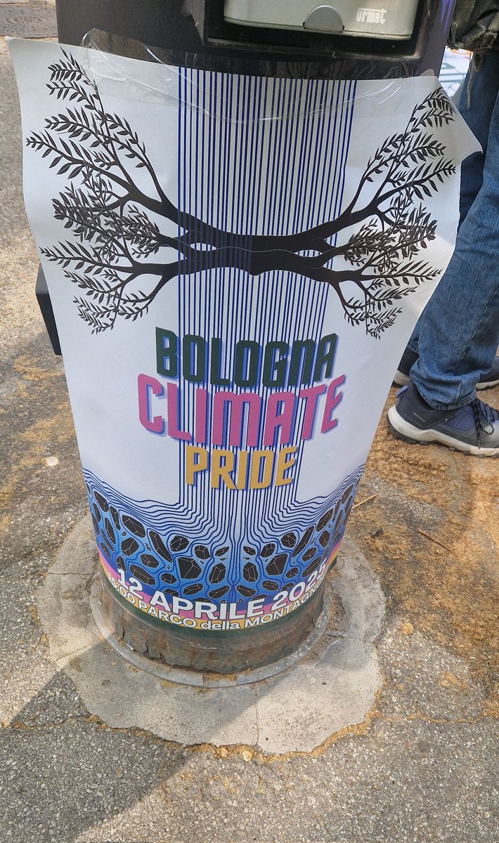 PippiCalz's tweet photo. #Bologna
#ClimatePride https://t.co/DmqlyvbFtF