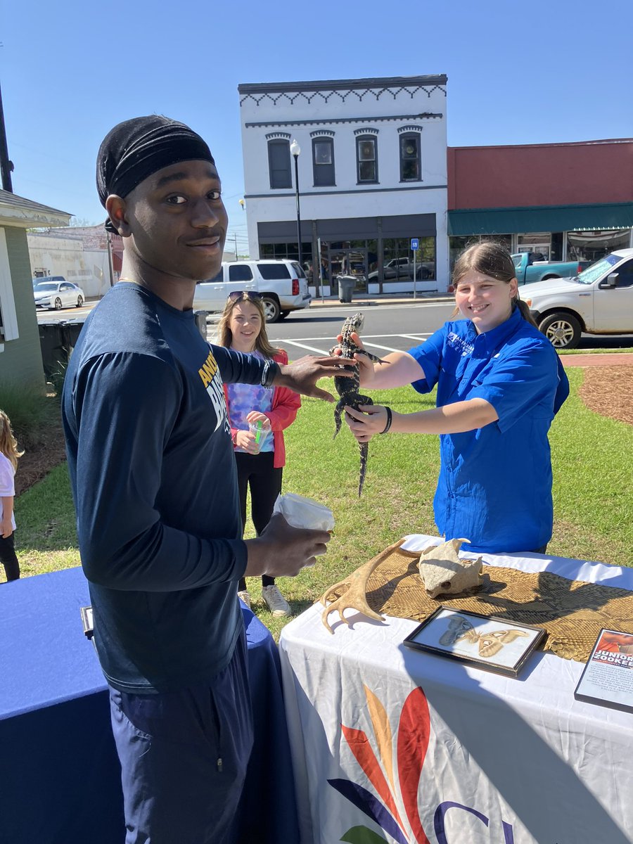 Benjamin Kluzak tweet media