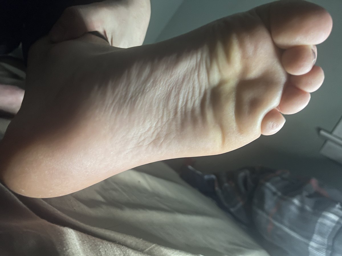 Haven't taken feet pics for a while, but here's one I had chillin in my files. Might start uploading some clips here from my discord server feet streams, feel free to join