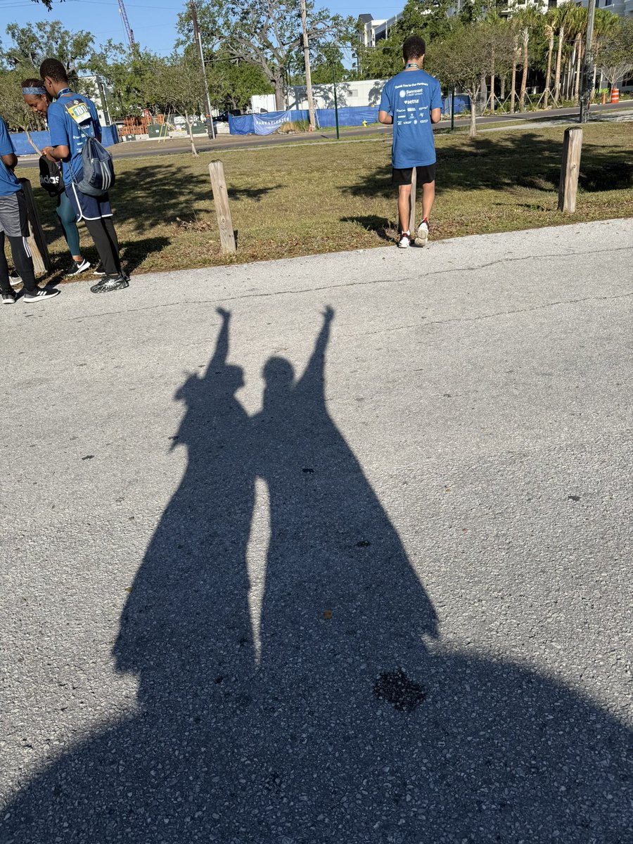 MsEvansWB's tweet photo. Another one done 🏃🏻‍♀️🏃🏻‍♀️ 
This time with Woodbridge Wildcats💚💙 4th annual Race for education . @WoodbridgeElem @CanDoKiddos @VMorseHCPS @KiBiLe0704 @VanAyresHCPS https://t.co/iXV9B3iQ4c