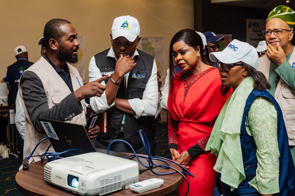 #SituationRoom | En images, la visite de Mme Gninga Chaning Zenaba candidate à l’élection de ce 12 avril. 

#ROC #Gabon #Démocratie #ObservateursCitoyens