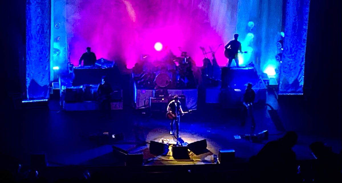 aldo_zepol's tweet photo. Qué bandota son mis amigos los Stereophonics.

Los quiero mucho. No sabía lo necesario que es cantar a todo pulmón “Dakota” y “I wanna get lost with you”. https://t.co/97zA7Fir51