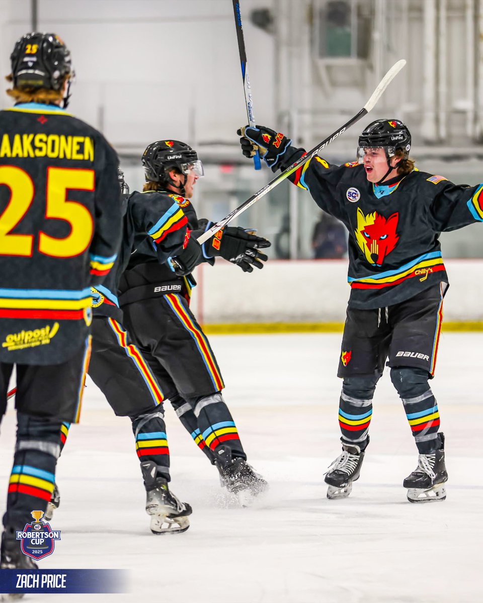 NAHLHockey's tweet photo. Plenty of smiles in the play-in series last night 😄

#RoadtotheRobby https://t.co/r1w4PTnIsZ