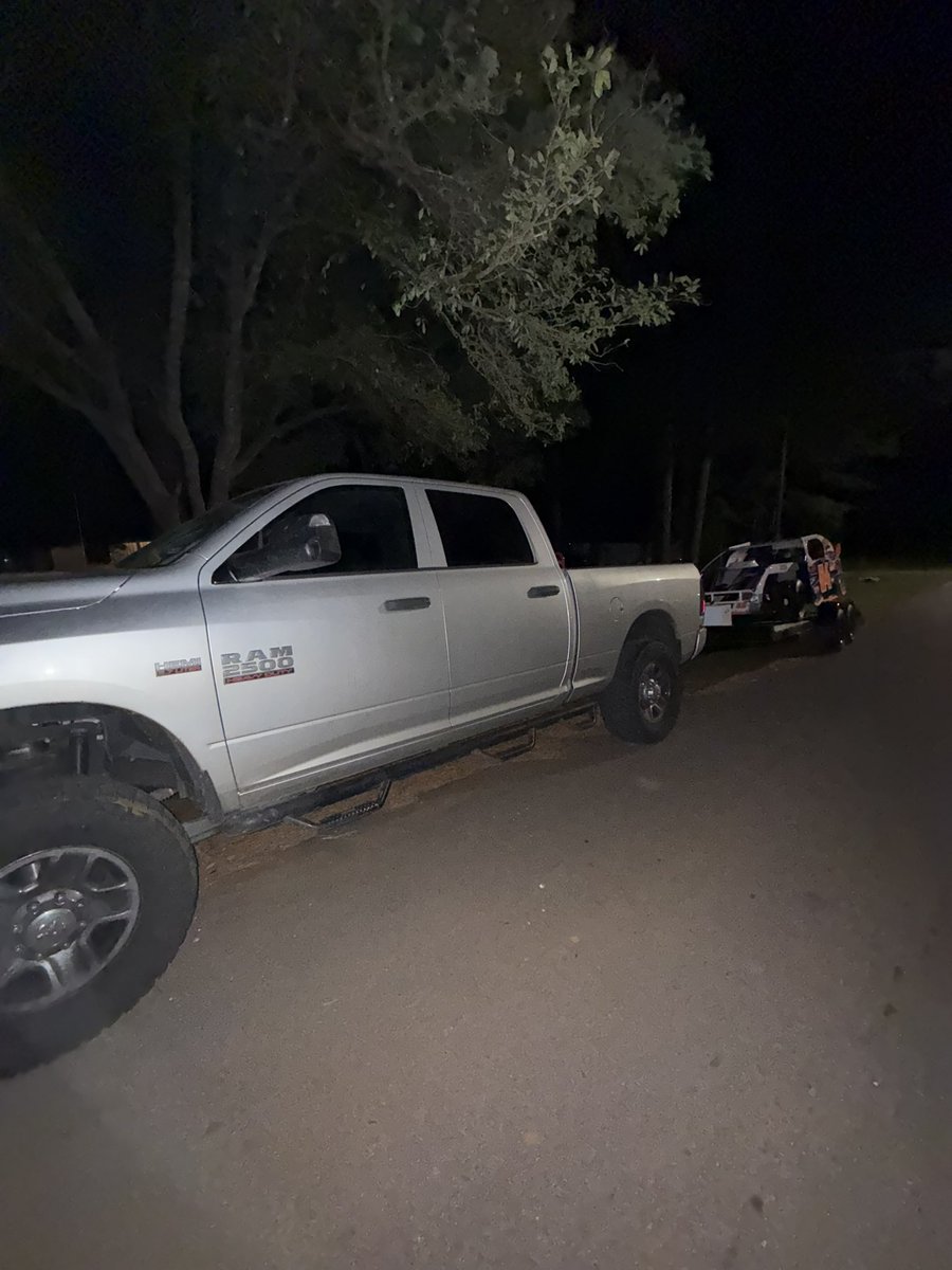 AuteryMS54's tweet photo. After a late decision, we are loaded up and ready for Big O Speedway. Ready to test this new gear out in the limited!!#AuteryMotorsports https://t.co/0emr10s1hw