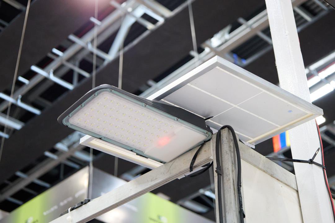 smartenergyci's tweet photo. Des solutions sur mesure pour réduire vos factures d’électricité. ⚡️
Rencontrez-nous à #Archibat2025 jusqu’au 15 avril pour découvrir et explorer des solutions adaptées à vos besoins.

#SmartEnergy #EnergieDurable
——————————————————

Tailored solutions to reduce your electricity bills. ⚡️
Meet us at #Archibat2025 until April 15 to discover and explore solutions tailored to your needs.

#SmartEnergy #SustainableEnergy