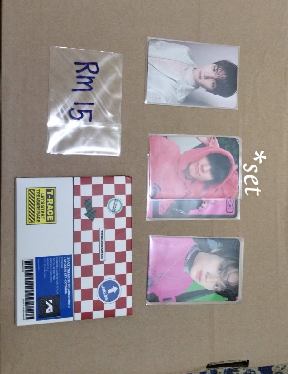 ileyyooo's tweet photo. hello!! its been awhile but i nak letgo some of my collection sbb got no space oredi, condition mostly 9/10 jual mur mur je bcs i malas nak tgk mp hehe, anything can just dm!!

postage wm/em RM 8/15
#pasarNCTmy #pasarskz #pasartreasureMY #pasarsf9
#KPOP https://t.co/49RFifw4Y2