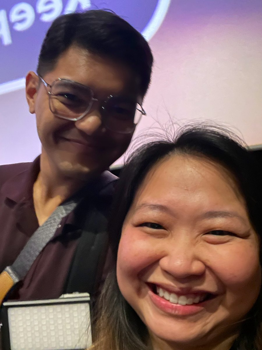 MaeMaeR09's tweet photo. Hi @ayseyas! Kita kits uli bukas sa screening? Isa ka dn tlga sa pnunta ko e. Bukod sa KimPau.  Hahaahah!  🤪

Buti na lng tlga volunteer ako ng @TFCMiddleEast para sa screening ng #MyLoveWillMakeYouDisappear ng #KimPau https://t.co/eu1nbr5wUs