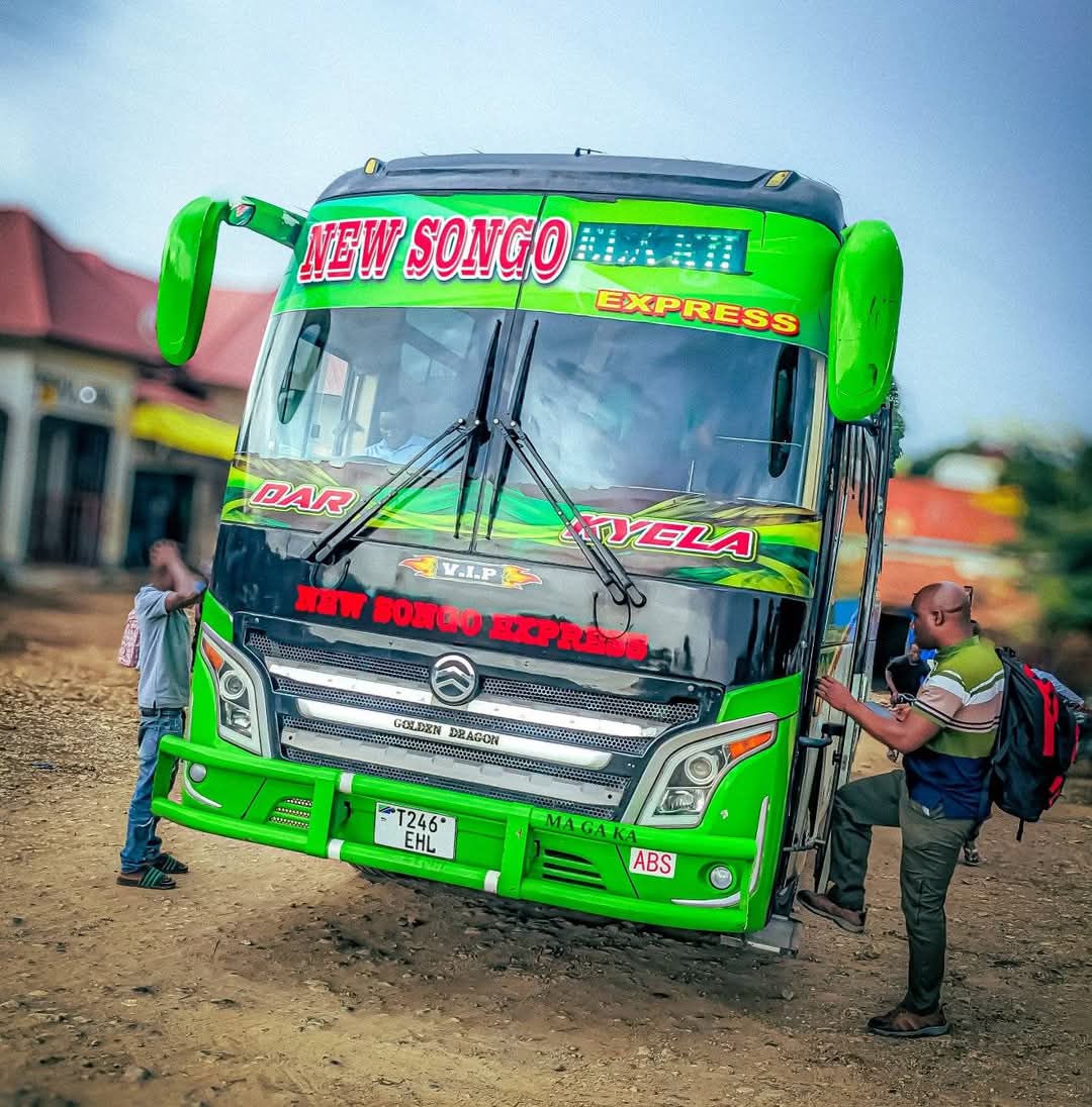 TBoundBuses's tweet photo. #NewSongoExpress
Dar Kyela 🔥🔥
@/Magaka📸 https://t.co/gZN6PPJwbB