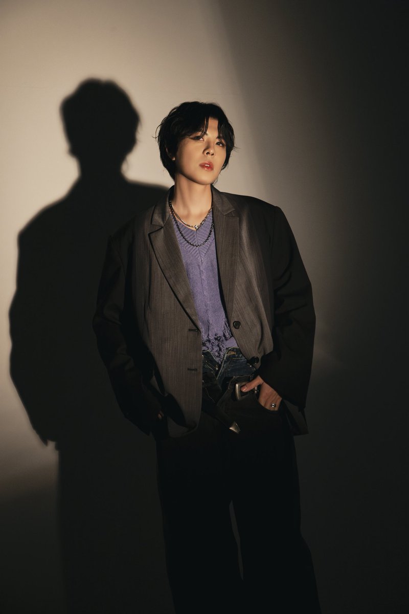 “Now I finally understand,
I’ll be the one to light my way.”

#KISU New Single ‘Face&amp;Pace’
2025.04.22 12AM (KST)

Pre-save
push.fm/ps/rfdjw03l

#Teaser #Image #FaceandPace
#STARLIT @1990kisu