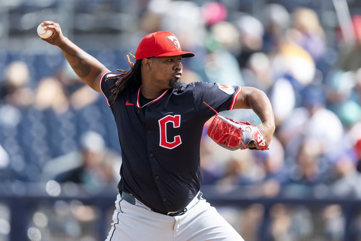 He is secretly AWFUL

Luis Ortiz Under 4.5 Strikeouts

100❤️ and I’ll drop the BEST MLB Parlay

Ortiz has 5 Ks in 51 BATTERS this year good for a 9.5% Strikeout Rate over 2 games

And he’s below average in Chase% and Whiff% and the Royals allow the 5th LEAST Ks so far this year