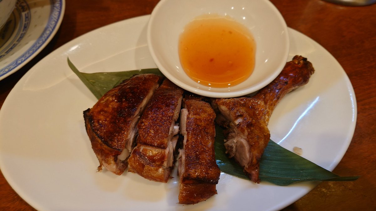 i___taka's tweet photo. 横浜中華街の南粤美食さんで、海老雲呑麺とアヒルのパリパリ揚げを食べてから、もう少し食べたくてお店の方からオススメされた貝柱のチャーハンを注文！
このチャーハンがめちゃくちゃ美味しくてまた食べに行きます！
#南粤美食 https://t.co/1cdcdmPdNU