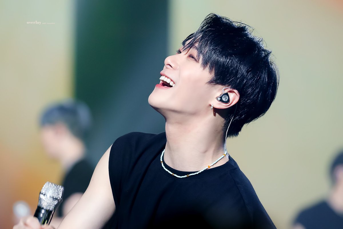 bin_muscle's tweet photo. 나의 최고. 너만한 사람이 없다. https://t.co/9bex30XK7f