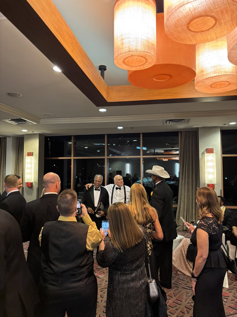 Great evening as always at the Mel Blount Celebrity Roast! 🐐🤠 #HereWeGo