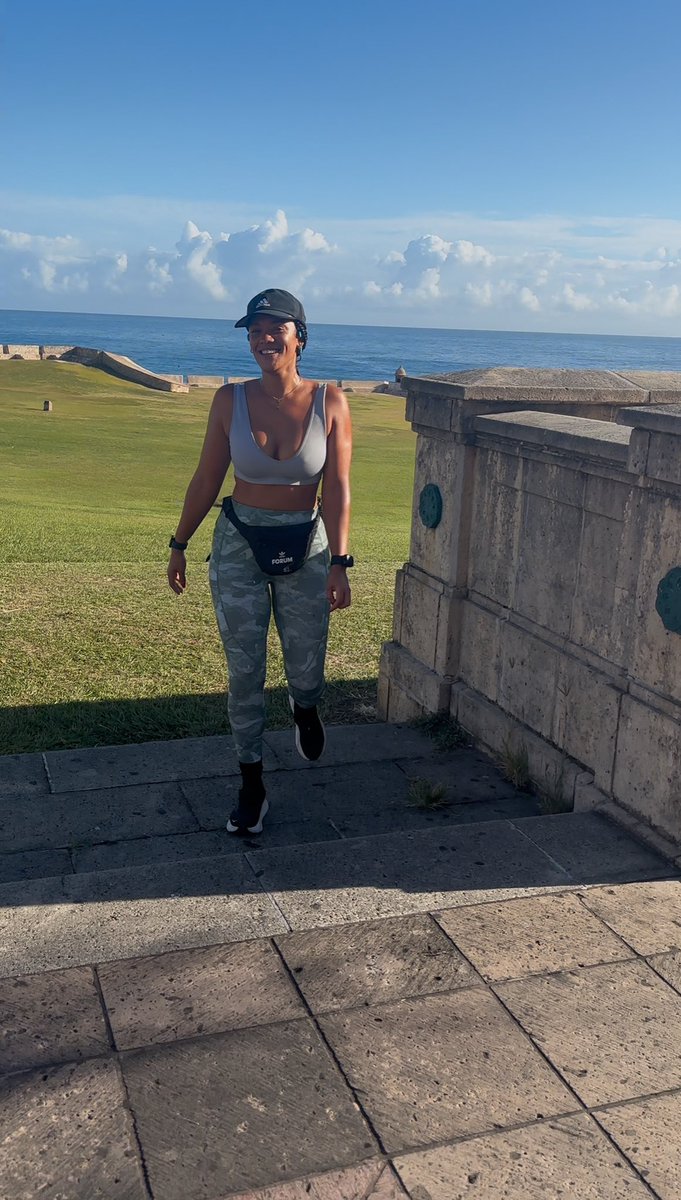 oohmelo's tweet photo. And that ladies and gentlemen is how you start the morning! An amazing run through Old San Juan, PR

Estabas 👌🏽

#sanjuan #oldsanjuan #puertorico https://t.co/Pn6VbrAyj0