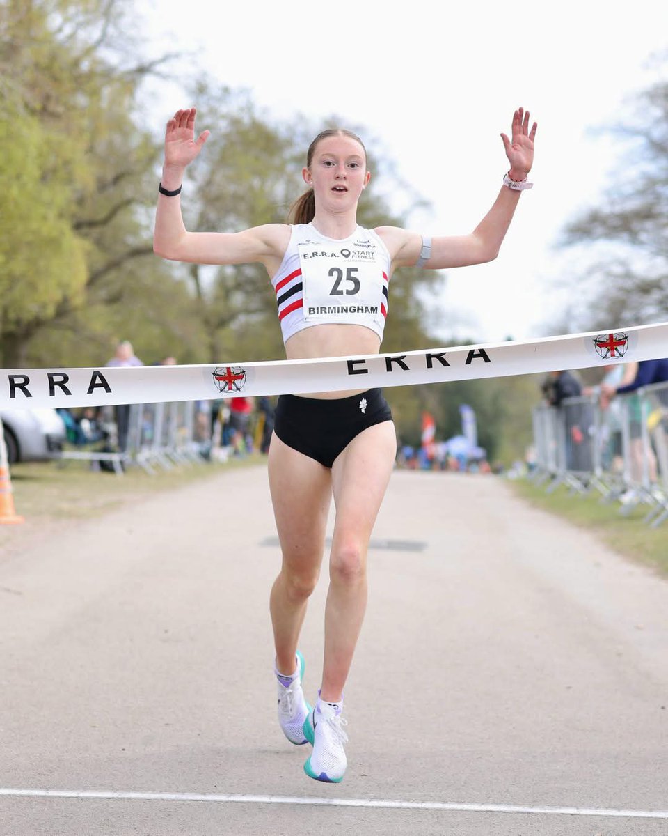 Lincoln Wellington AC (@lwac1911) on Twitter photo ISLA PORTER is the U17W National Road Champion 🥇🏆 finishing in 17:41, 20 seconds ahead of second place, she stormed to victory. The 16:46 club record holder starts her road season brilliantly, a week after qualifying for the <a href="/LondonMarathon/">TCS London Marathon</a> mini marathon. ISLA PORTER is the U17W National Road Champion 🥇🏆 finishing in 17:41, 20 seconds ahead of second place, she stormed to victory. The 16:46 club record holder starts her road season brilliantly, a week after qualifying for the <a href="/LondonMarathon/">TCS London Marathon</a> mini marathon.