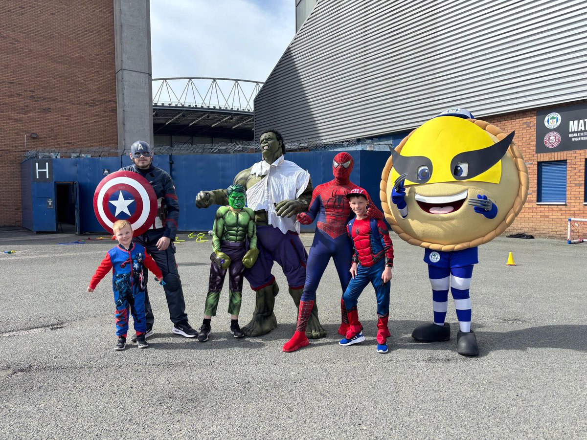 EmmaBenbow's tweet photo. Latics weren't the only ones to (hulk) smash it today 🦸‍♂️ #wafc https://t.co/iw6NpuZhbY