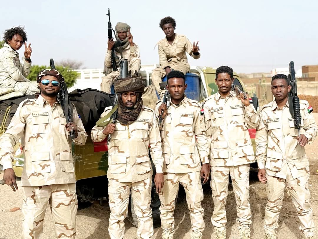 ObaiCJ's tweet photo. متحرك رعب البحير بقيادة مرعب الفلول والقحاطة الحاجب الفاضل منصور، وداعاً ستة وخمسين. https://t.co/BOIEON4Tpc