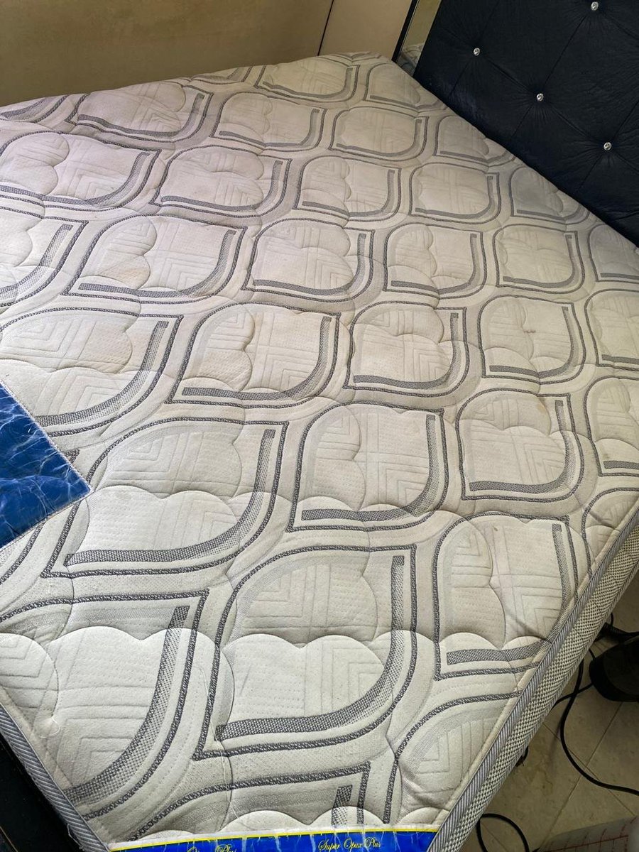 ¿Listo para descansar en Semana Santa? ¡Deja tu colchón impecable con mi servicio de lavado!  Llama  o escribe ya al 809-352-3063 y asegura tu comodidad.