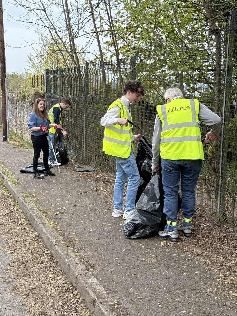 Chris Shannon (@chrisjcshannon) on Twitter photo Today North Belfast Alliance volunteers were out at Glenbank Drive, Ligoniel  Road and Crumlin Road for an Oldpark Community Action Day. 
It’s great to see such a visible difference everytime this team tackles a street. Today North Belfast Alliance volunteers were out at Glenbank Drive, Ligoniel  Road and Crumlin Road for an Oldpark Community Action Day. 
It’s great to see such a visible difference everytime this team tackles a street.