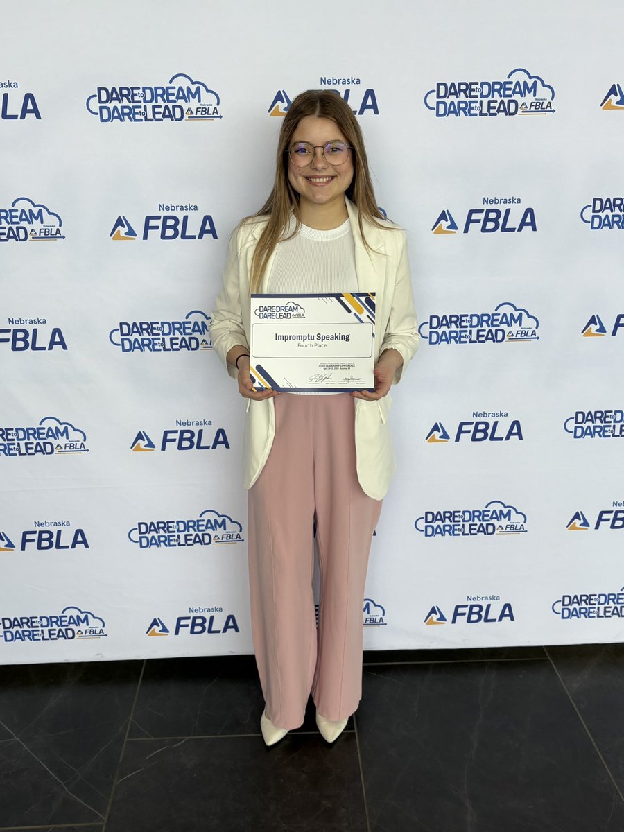 Lynn Blex tweet media